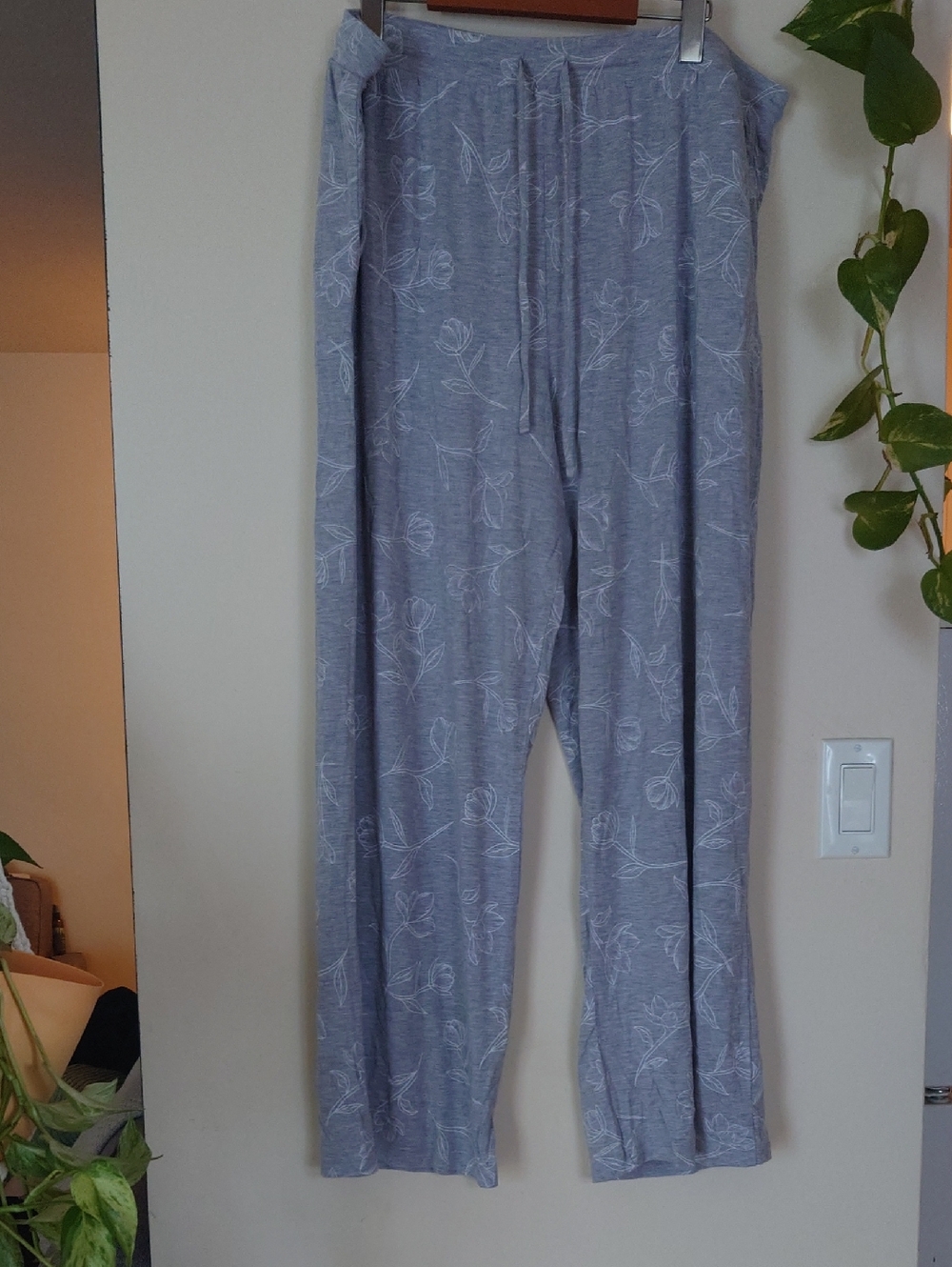 La Vie En Rose Heather Gray Cozy Lounge Pants